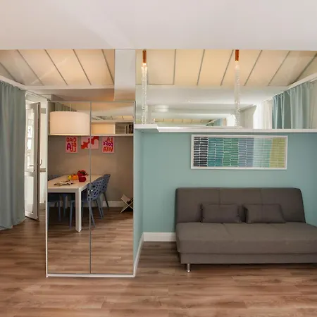 Colosseum View 아파트 *