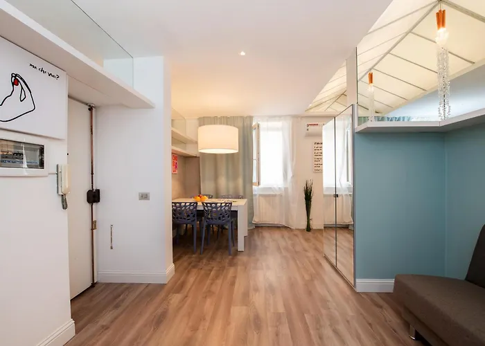 Colosseum View * Roma