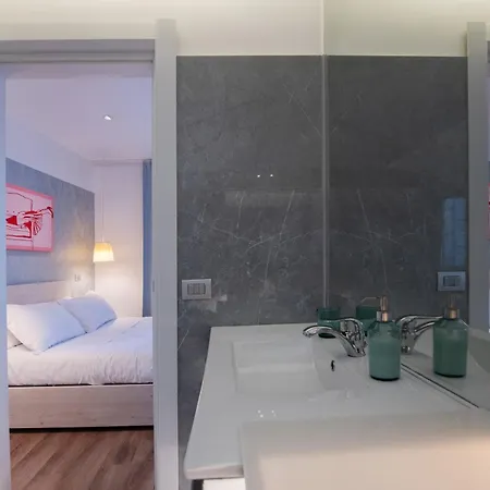 Colosseum View アパート